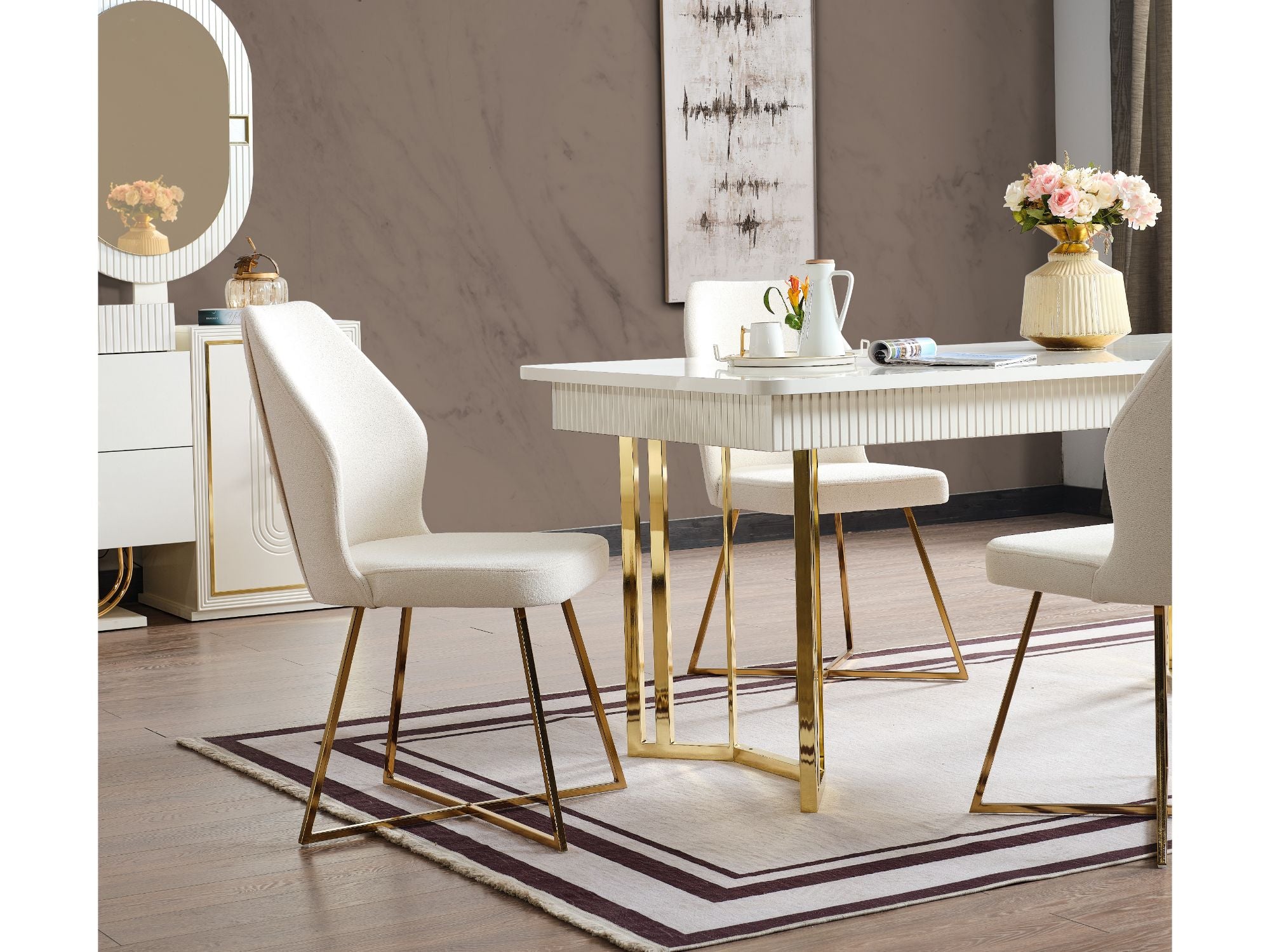 Marsel Diningroom Table