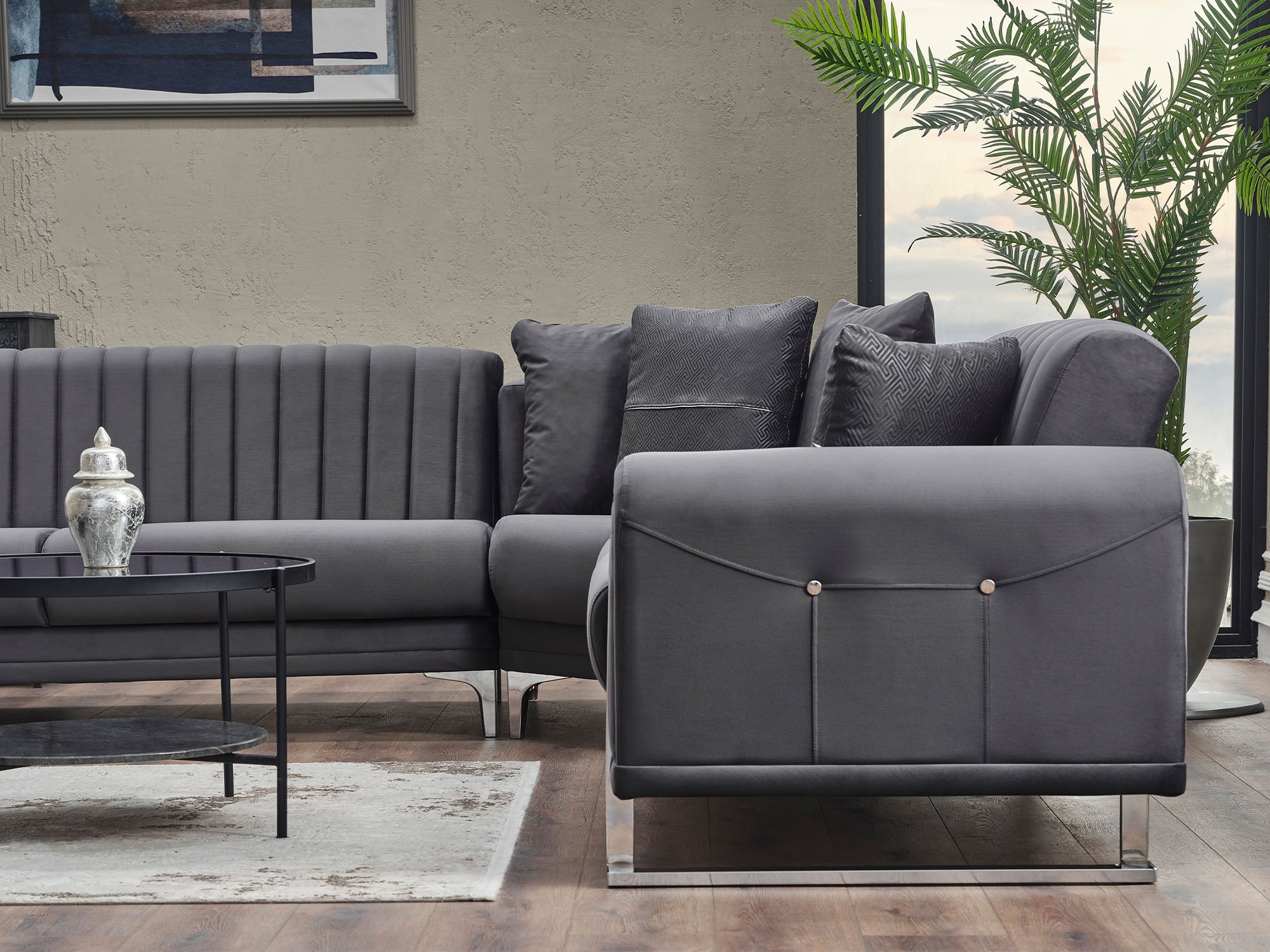 Oscar Sectional Sofa