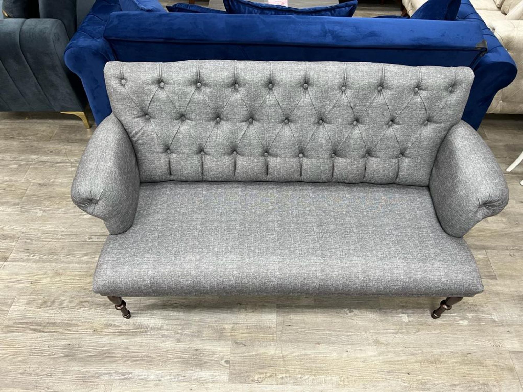 Ruby Loveseat