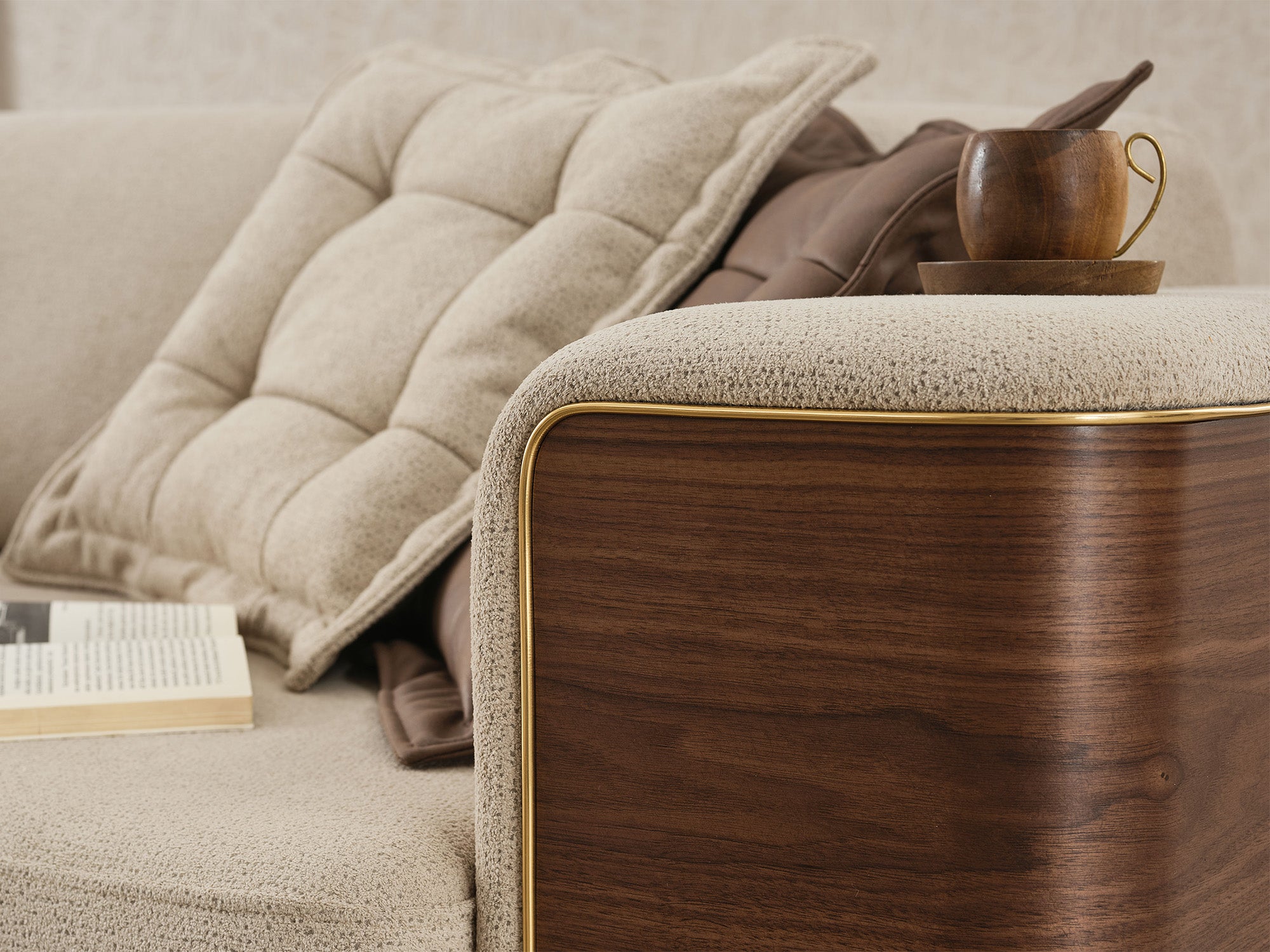 Wolker Convertible Sofa