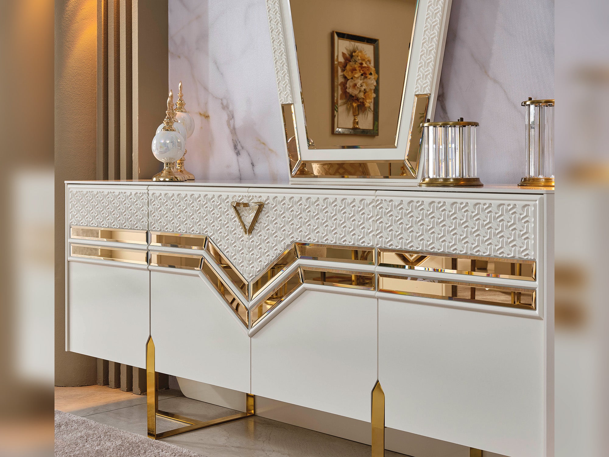 Zen Diningroom (Consol With Mirror & Dining Table & 6 Dining Chair)