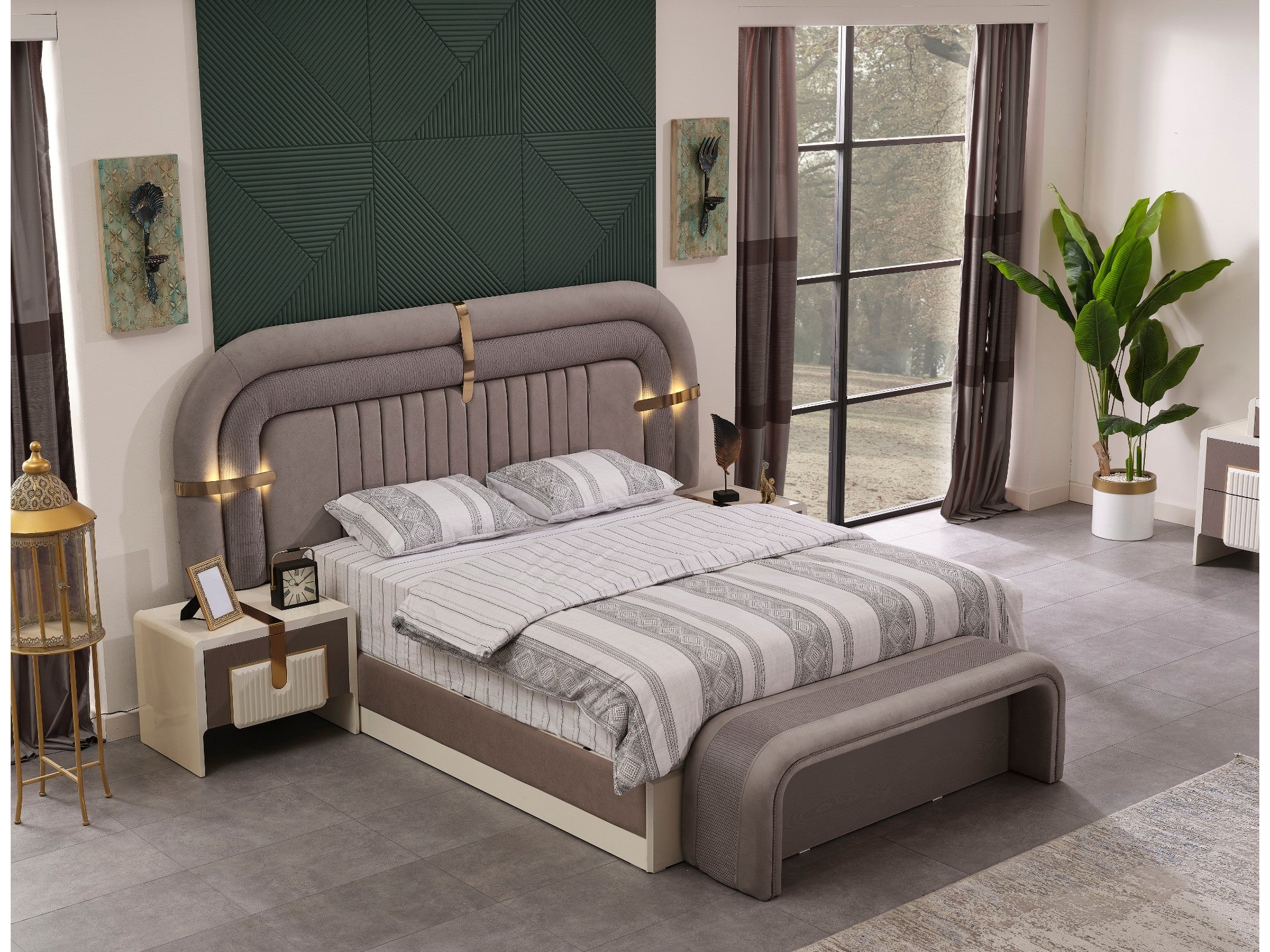 Zurich Queen Frame With Headboard