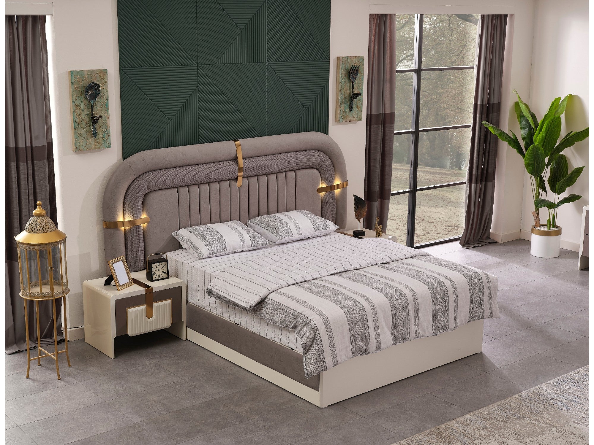 Zurich Queen Frame With Headboard