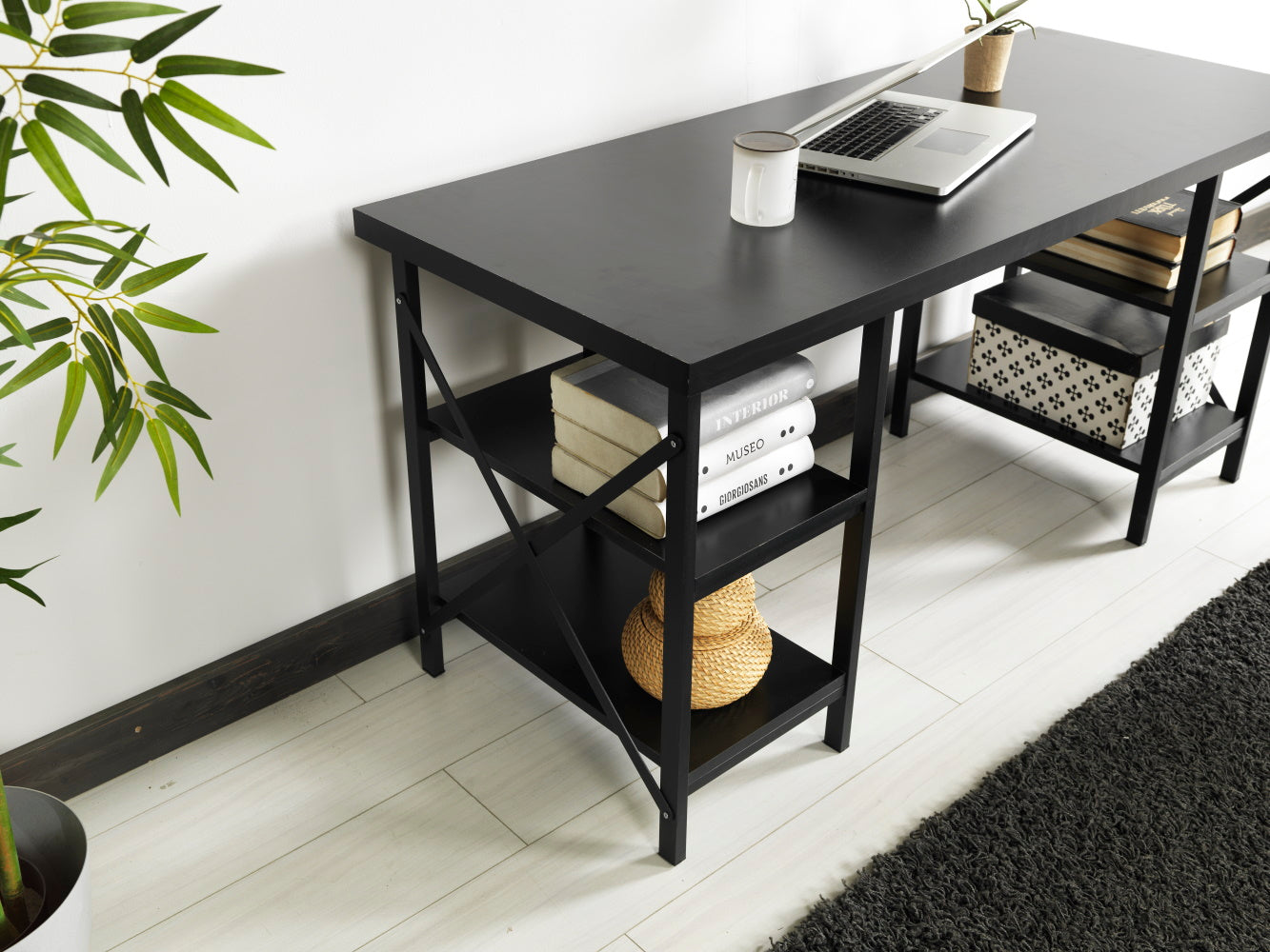 Buket Study Desk
