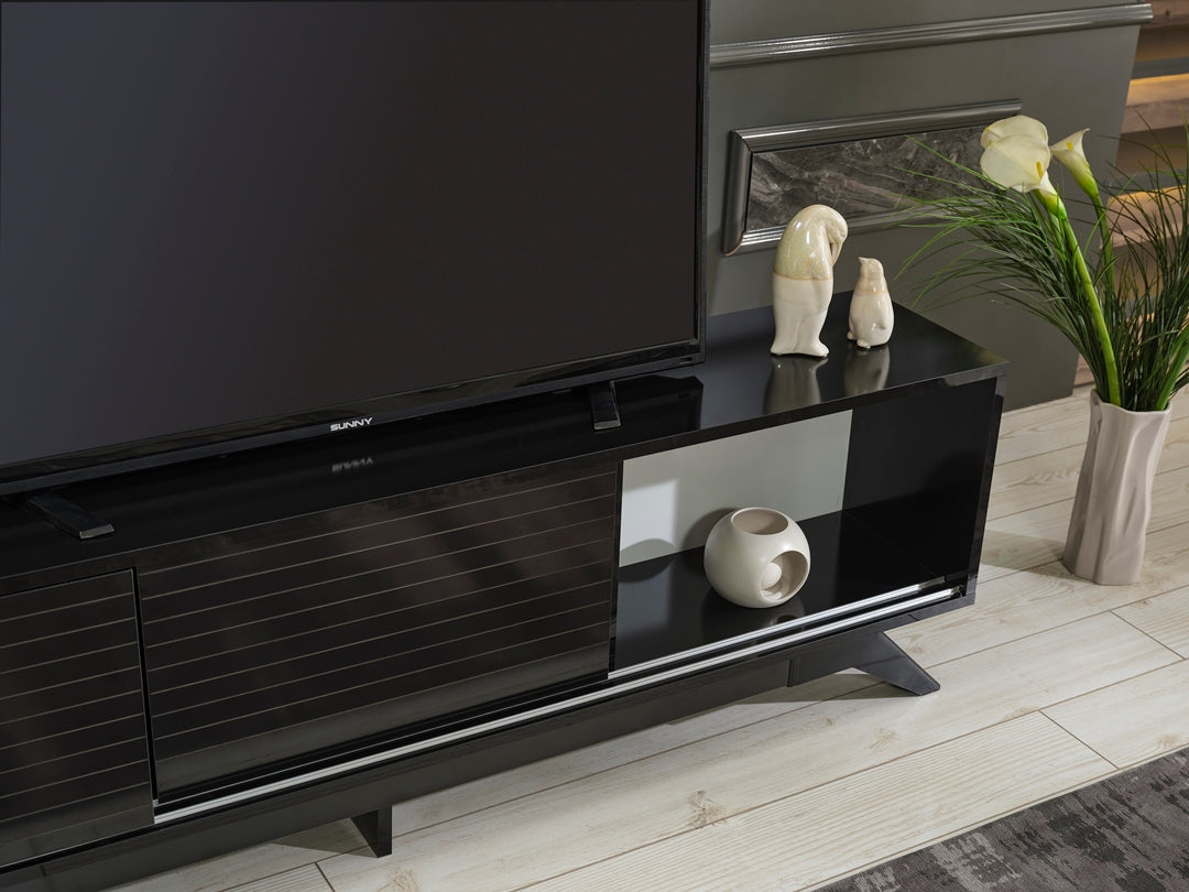 Luxia Tv Stand Black