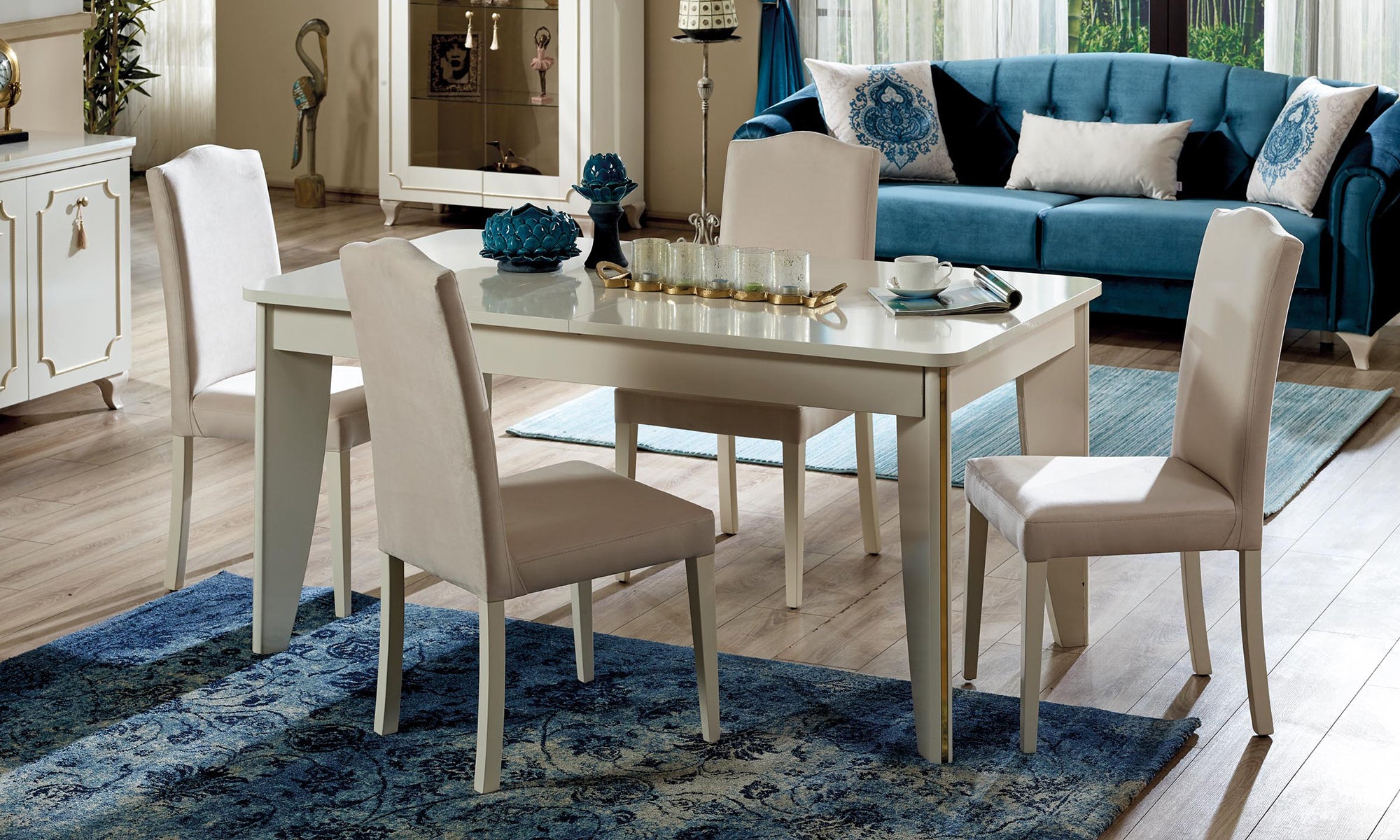 Melis Diningroom Table