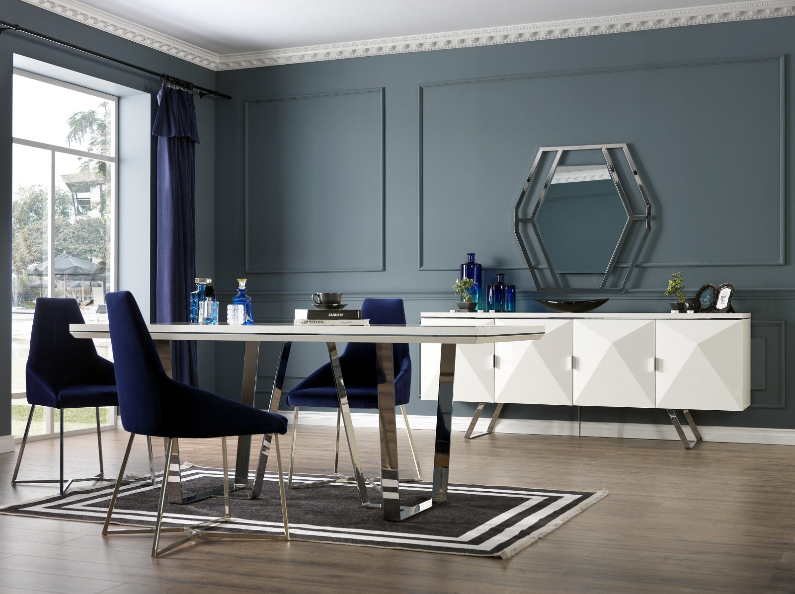 Enzio Diningroom Chair